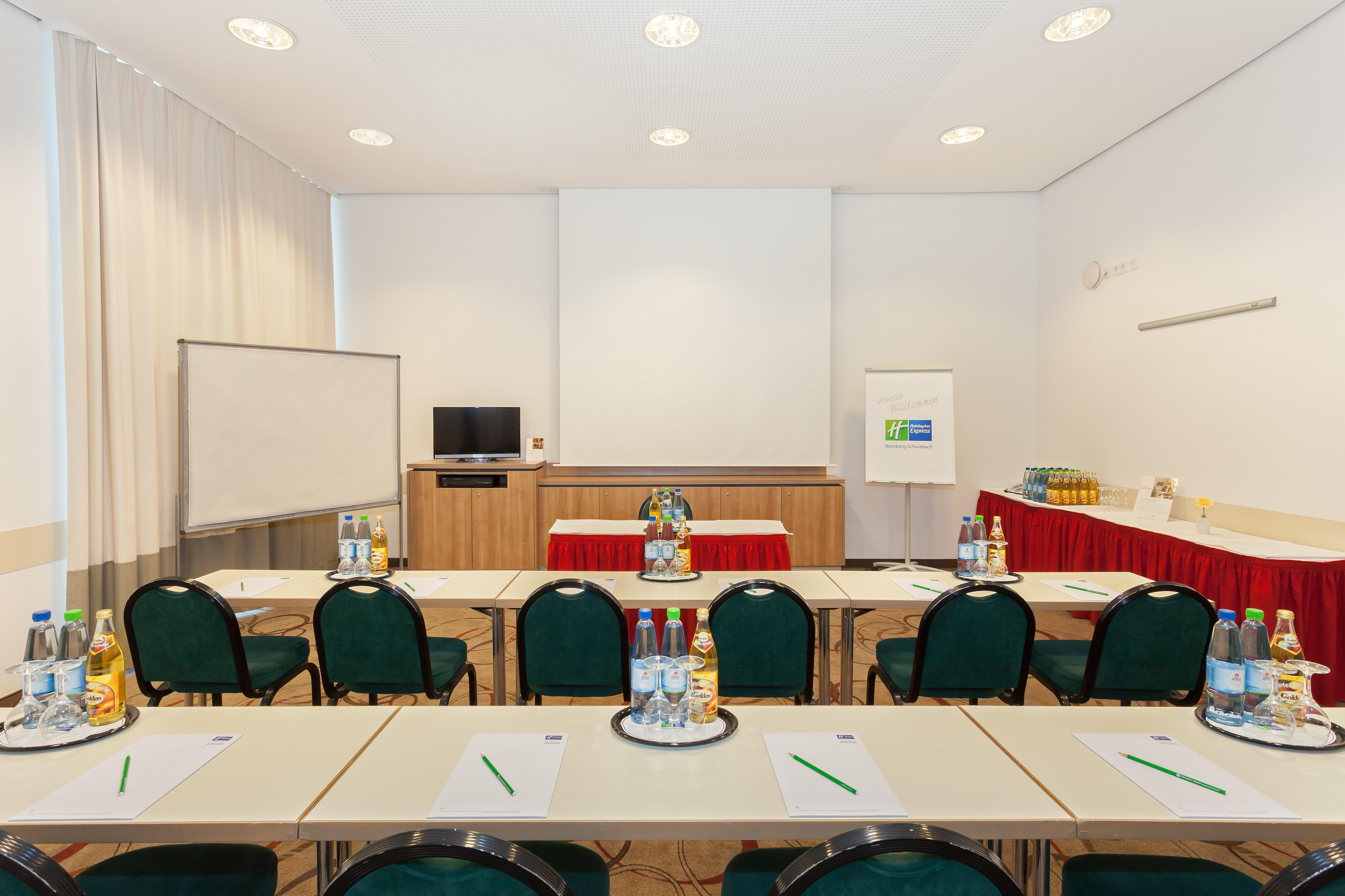 Holiday Inn Express Nuernberg-Schwabach Dış mekan fotoğraf